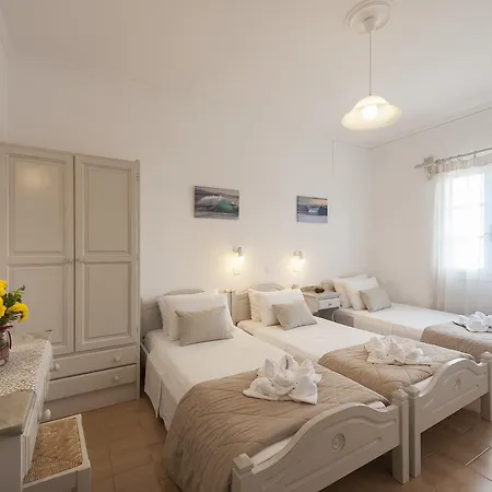 Apartment Helen's Minimal & Aliki (Paros)