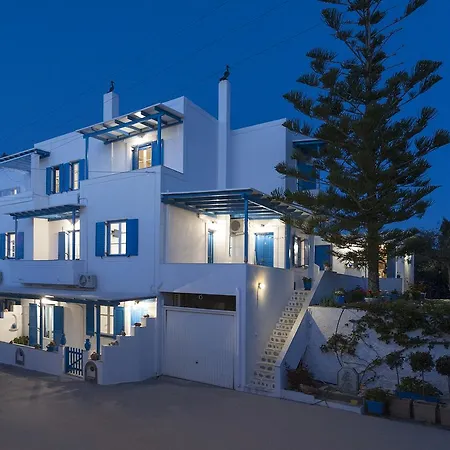 Helen's Minimal & Apartment Aliki (Paros)