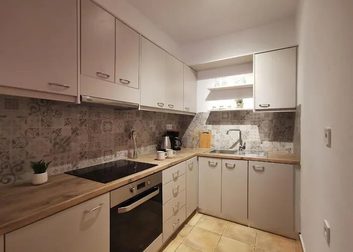 Helen's Minimal & Apartment